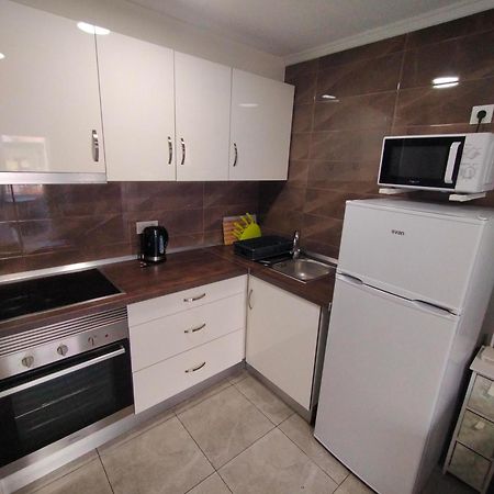 Apartament Goleta Apartment Торевиеха Екстериор снимка