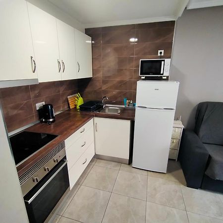 Apartament Goleta Apartment Торевиеха Екстериор снимка