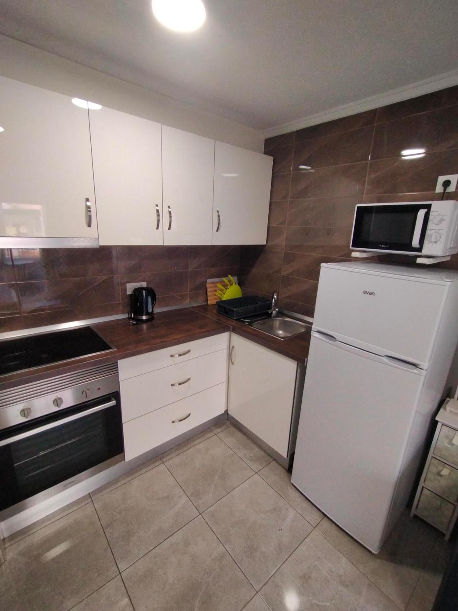 Apartament Goleta Apartment Торевиеха Екстериор снимка