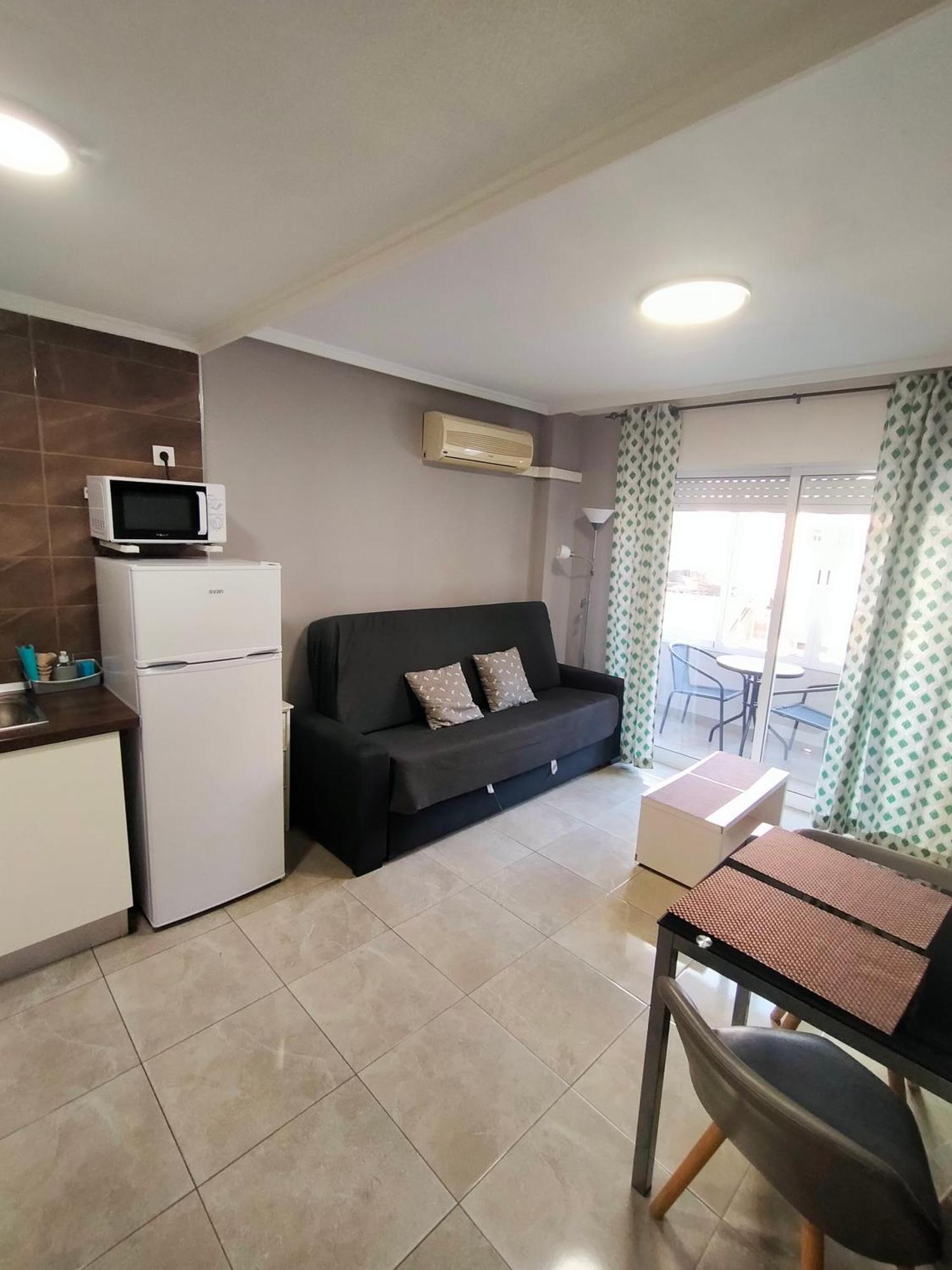 Apartament Goleta Apartment Торевиеха Екстериор снимка