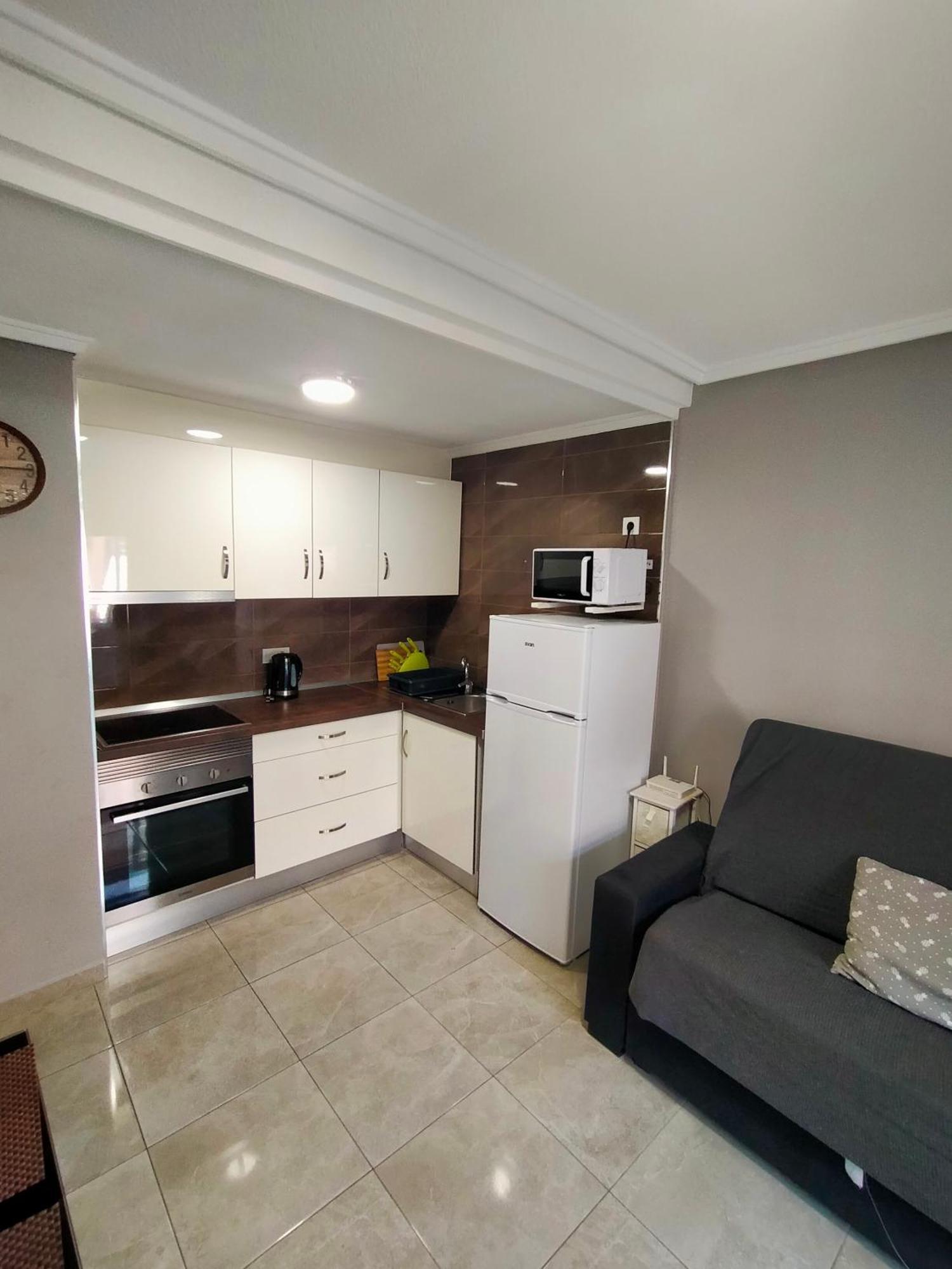 Apartament Goleta Apartment Торевиеха Екстериор снимка