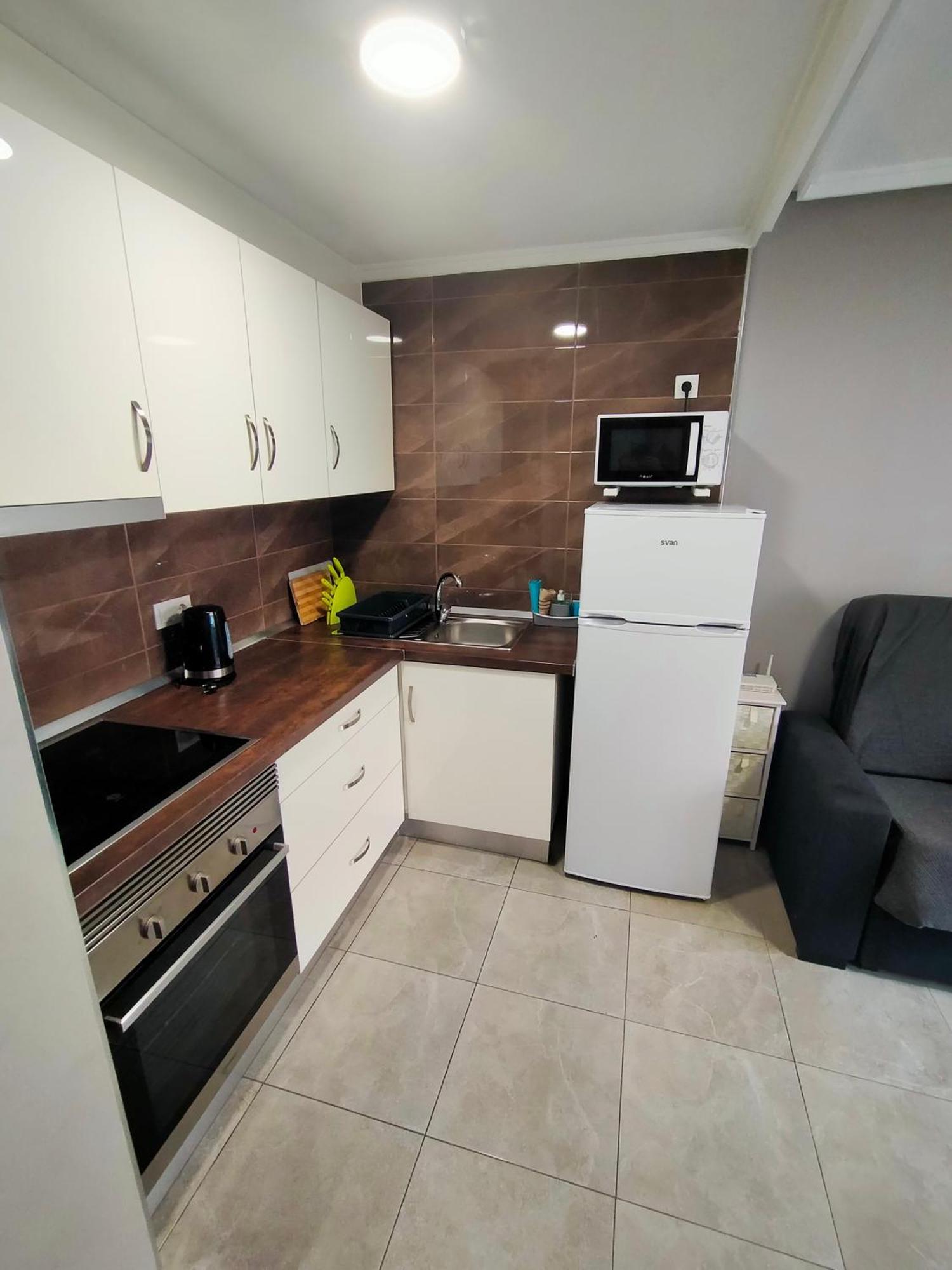 Apartament Goleta Apartment Торевиеха Екстериор снимка